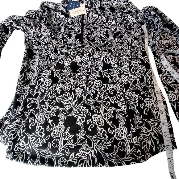 Tommy Bahama Everyday Active Black & White Floral Long Sleeve Zip Top Size  L - Picture 4 of 12
